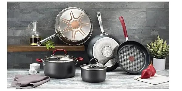 T-FAL 17-Piece Nonstick Cookware Set